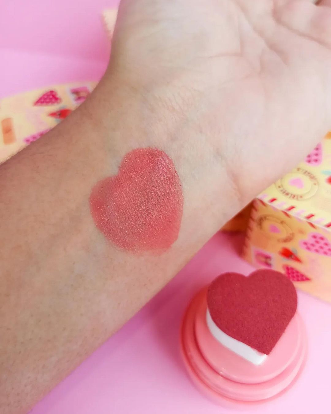 Waterproof Love Heart Blush Stamp Brighten Skin Tone Long Lasting Moisturizing Rouge Pen Shadow Lips Blush Cream Cheek Tint