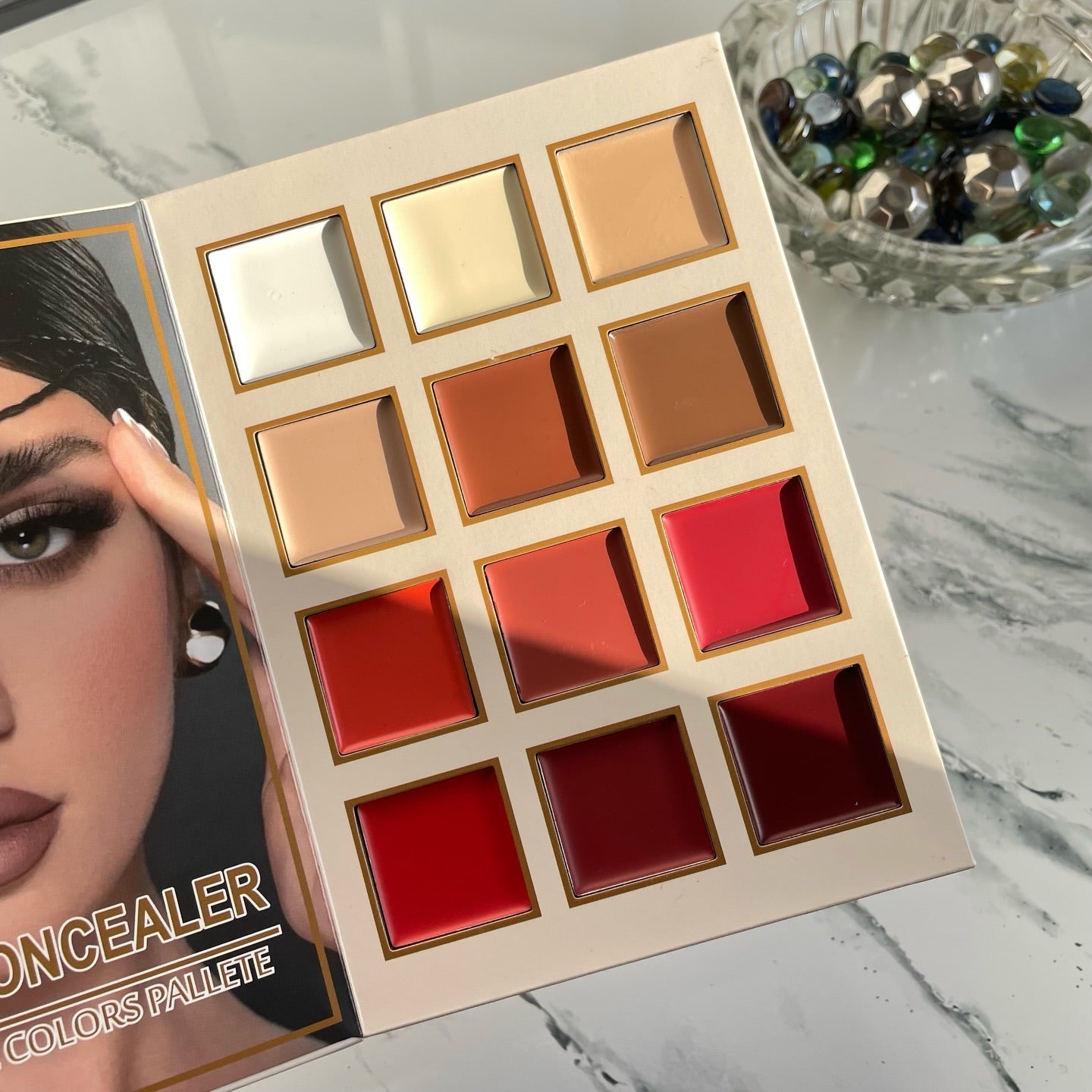 IRIDESCENT - 6 Layer Makeup Book Palette