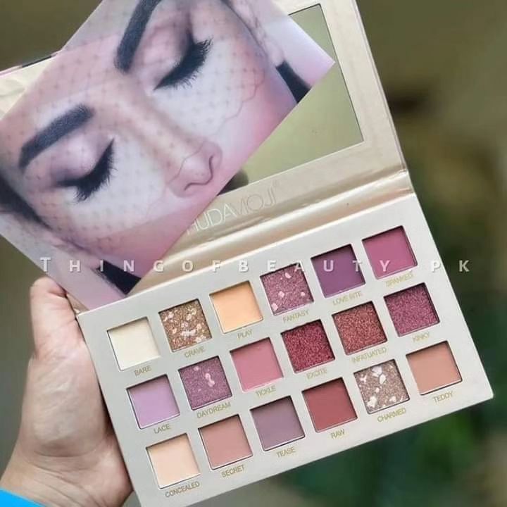 18 Color Nude Eyeshadow Palette