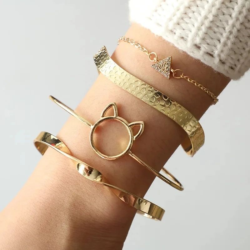 4pcs/set Bohemian Hollow Cat Head Bangle for Women Fashion Crystal Triangle Metal Bracelets Set Jewelry Accessories