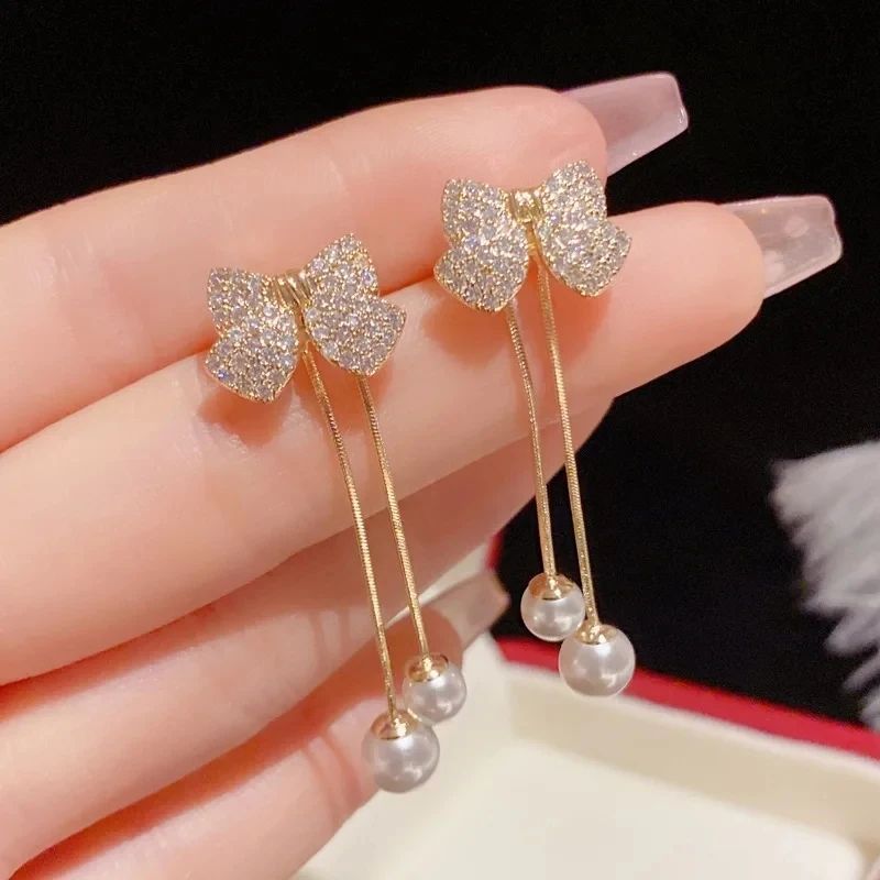 Silver Stud Gold-plating Copper Luxury Sparkling Cubic Zirconia Long Tassel Earrings Bow Crystal Drop Earrings (Pair)