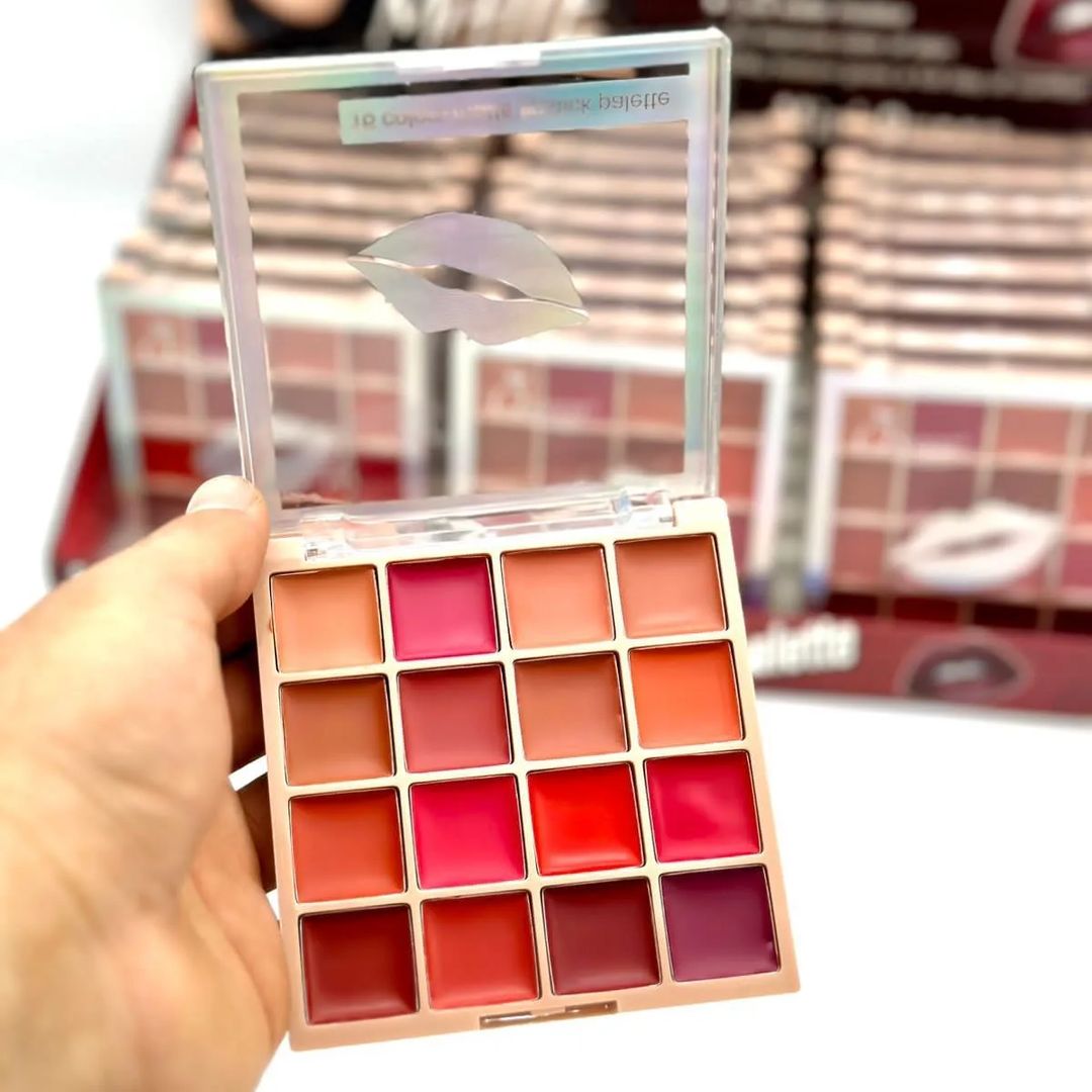 Mini Queen 16 Colors Matte Lipstick Palette Highly Pigmented for Makeup