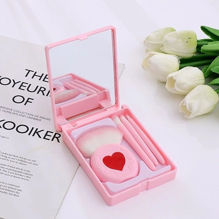 4pcs/set Portable Mini Heart Makeup Brushes Set Cosmetic Powder Eye Shadow Foundation Blush Blending Soft Brush with Mirror