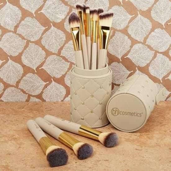 12pcs Makeup Brushes Sets Super Soft Eyeshadow Foundation Face Powder Blush Full Set of Brushes Soft Hair Tools